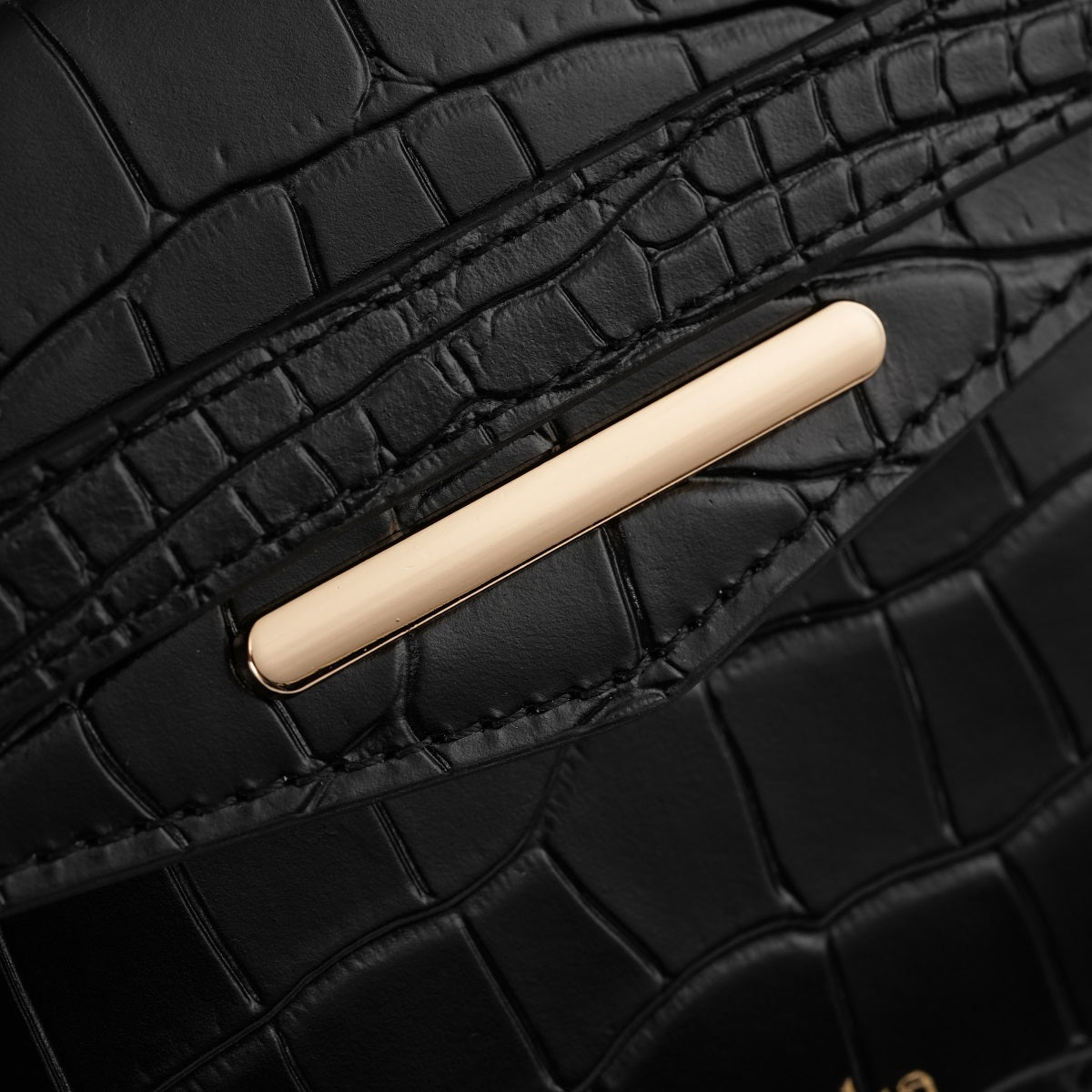 Kensington - Top Handle Black Mi Croc Embossed