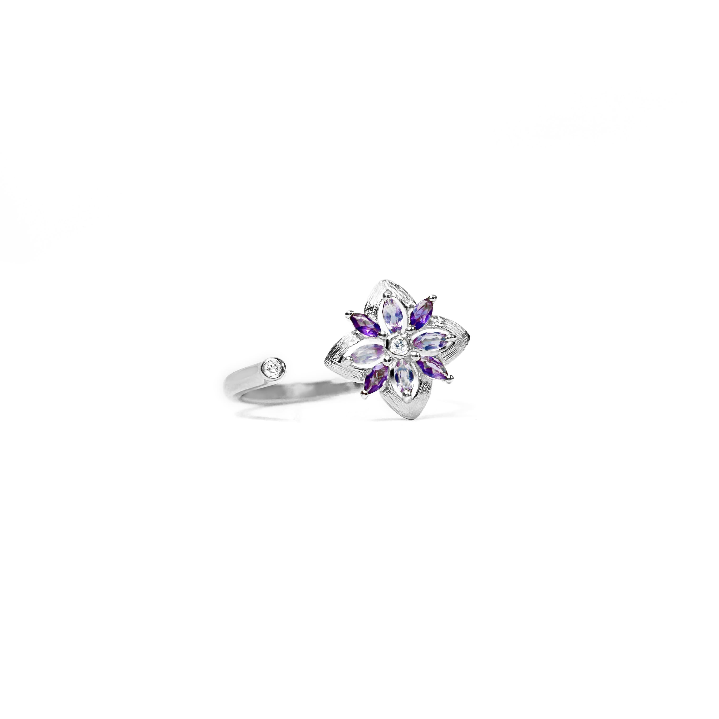 Water Lily White Gold Diamond Ring