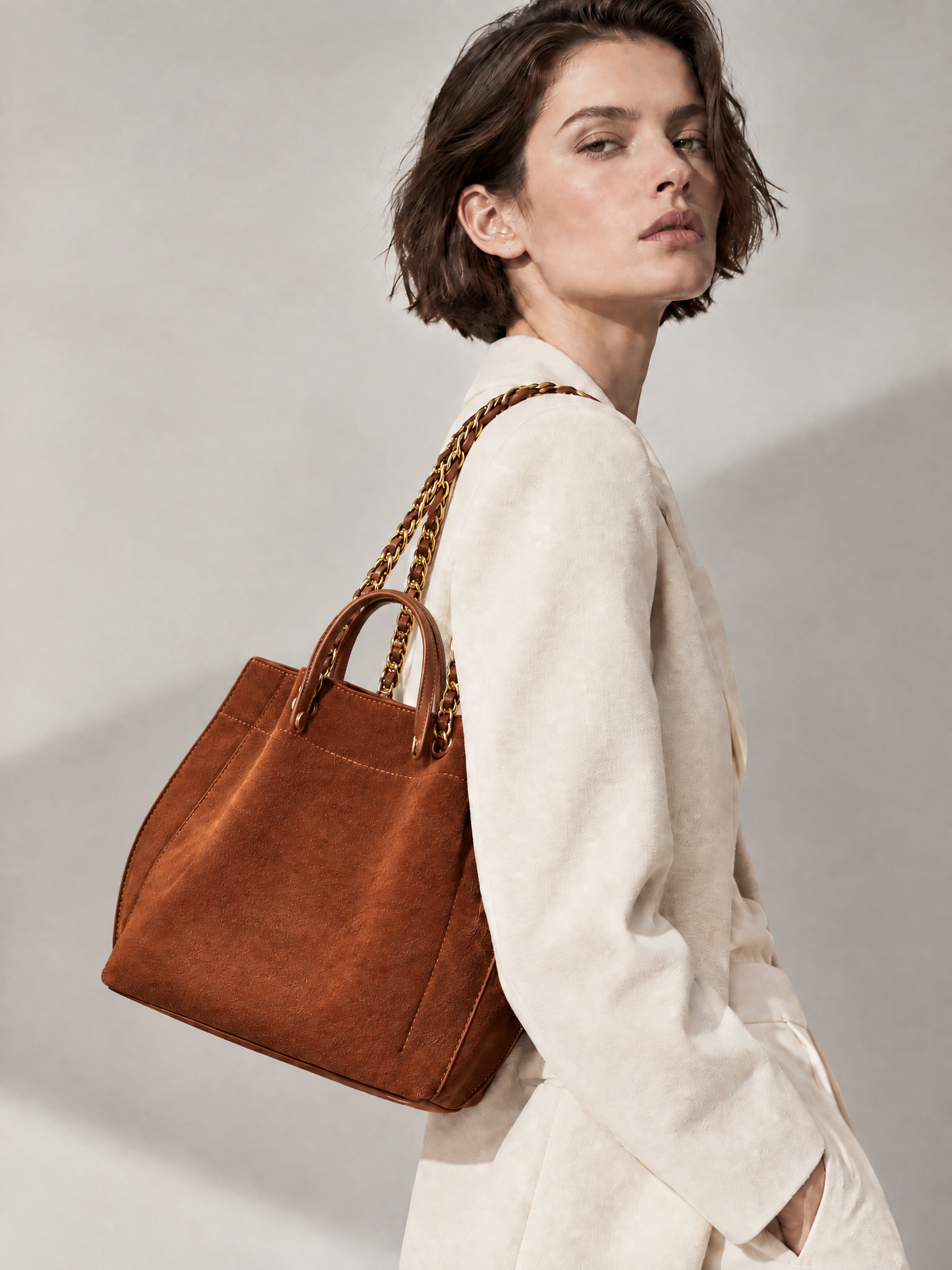 Barcelona - Caramel Suede