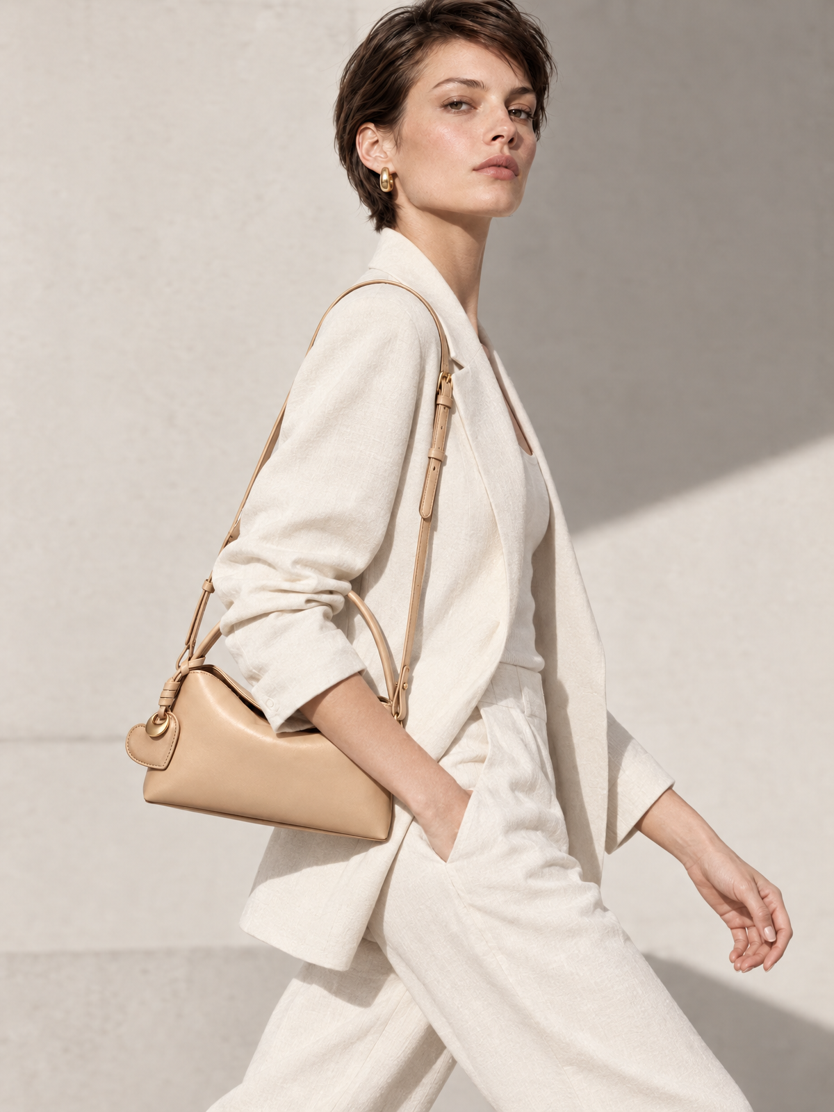 Camilla Top Handle - Apricot