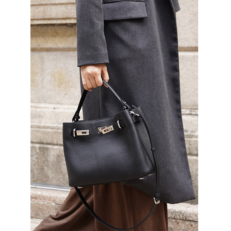 04e7442f-6b65-4e60-bf2e-29073995891f