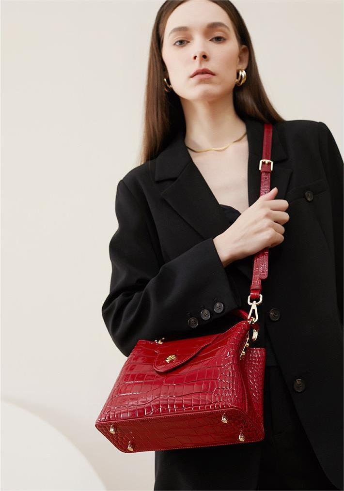 First Layer Cowhide Sakura Croc Embossed Tote Bag